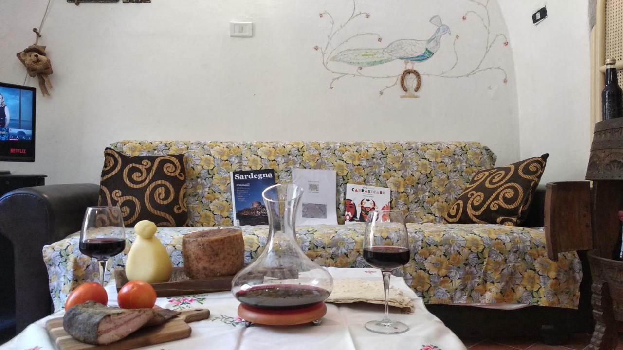 Casa Ele - Casa Indipendente Con Cucina - Bikes Friendly Διαμέρισμα Σάσαρι Εξωτερικό φωτογραφία